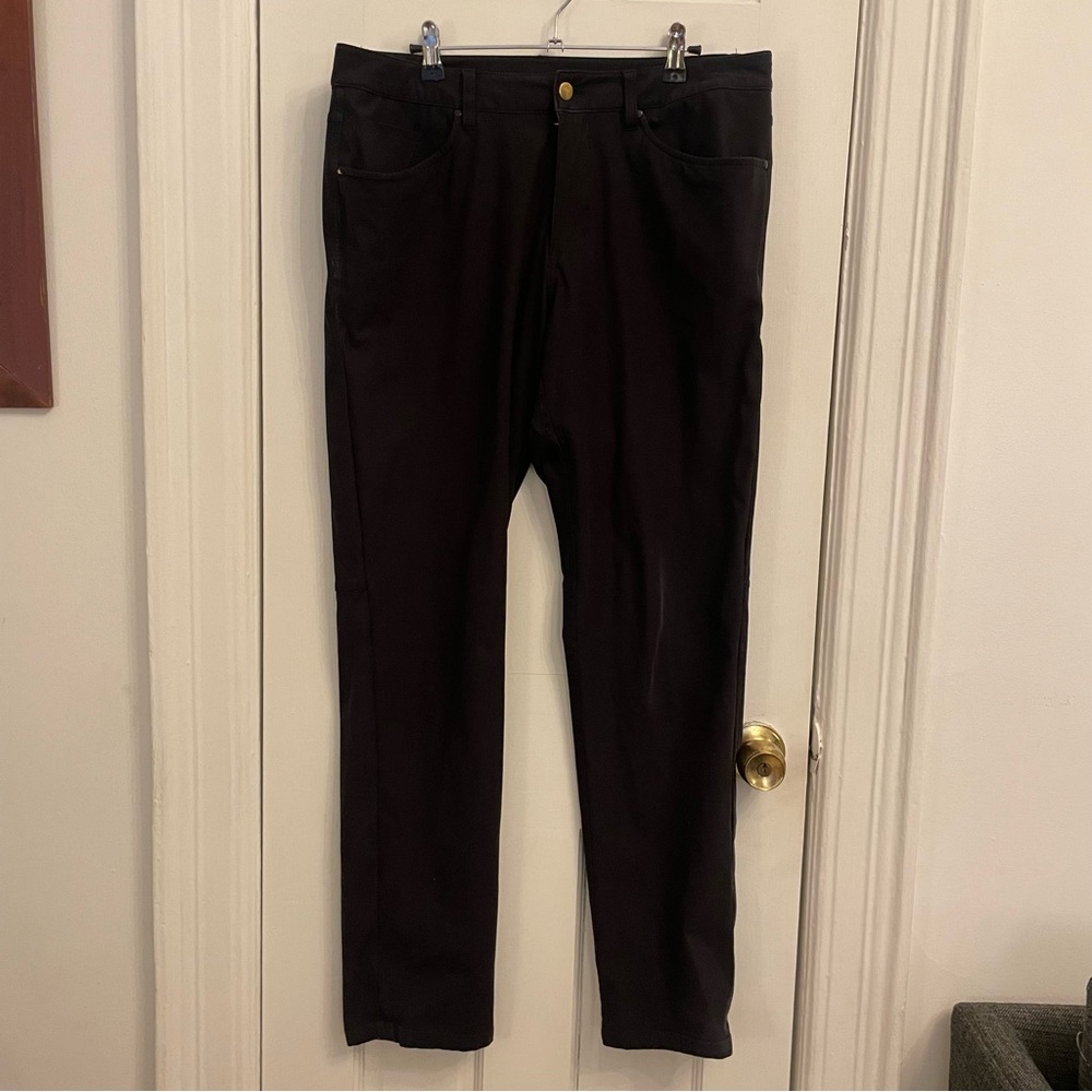 Lululemon Men’s Casual Pants (34x32)